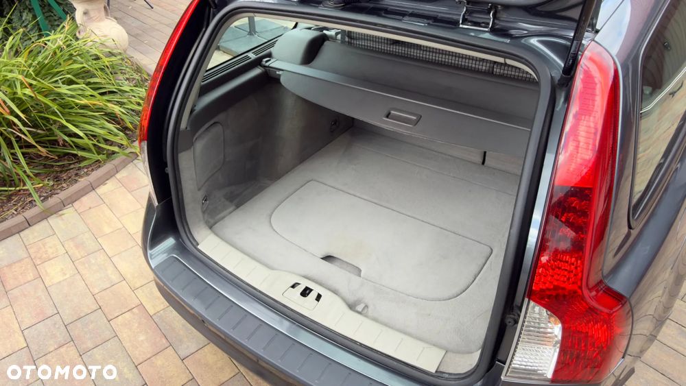 Volvo V50 - 24
