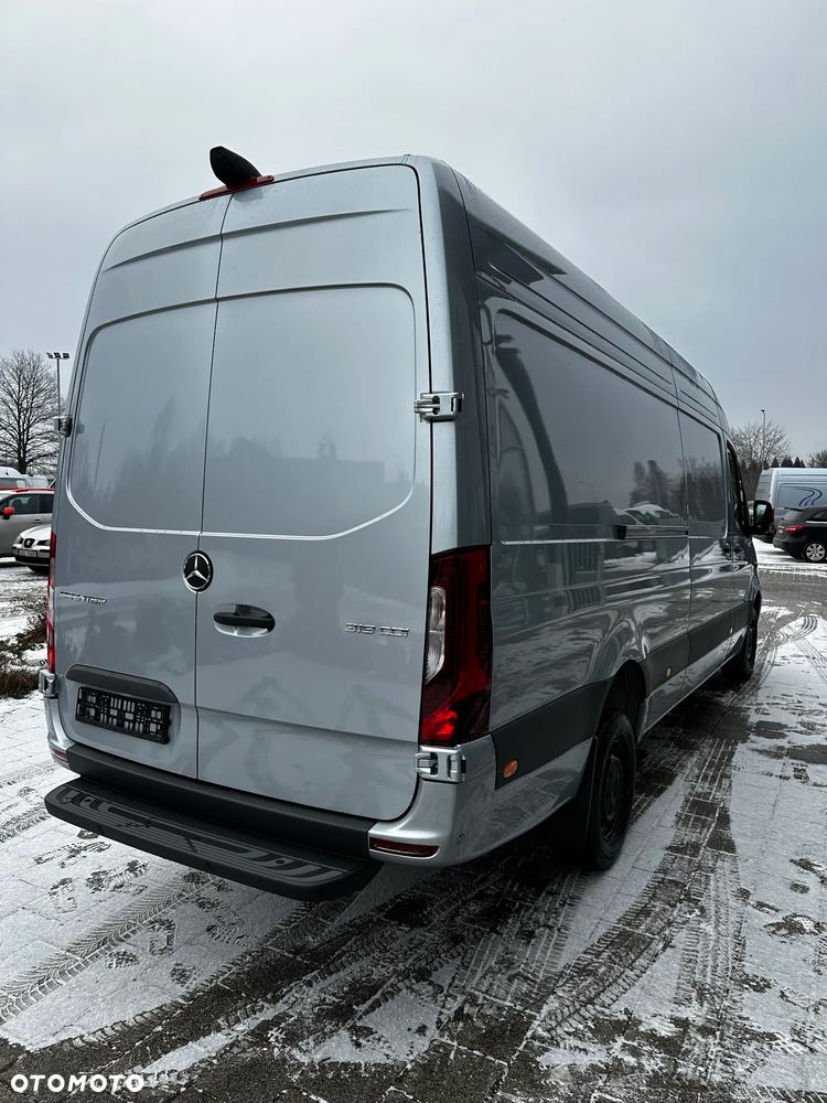 Mercedes-Benz Sprinter 319 CDI Furgon Select długi 4325 mm L3H2 - 8