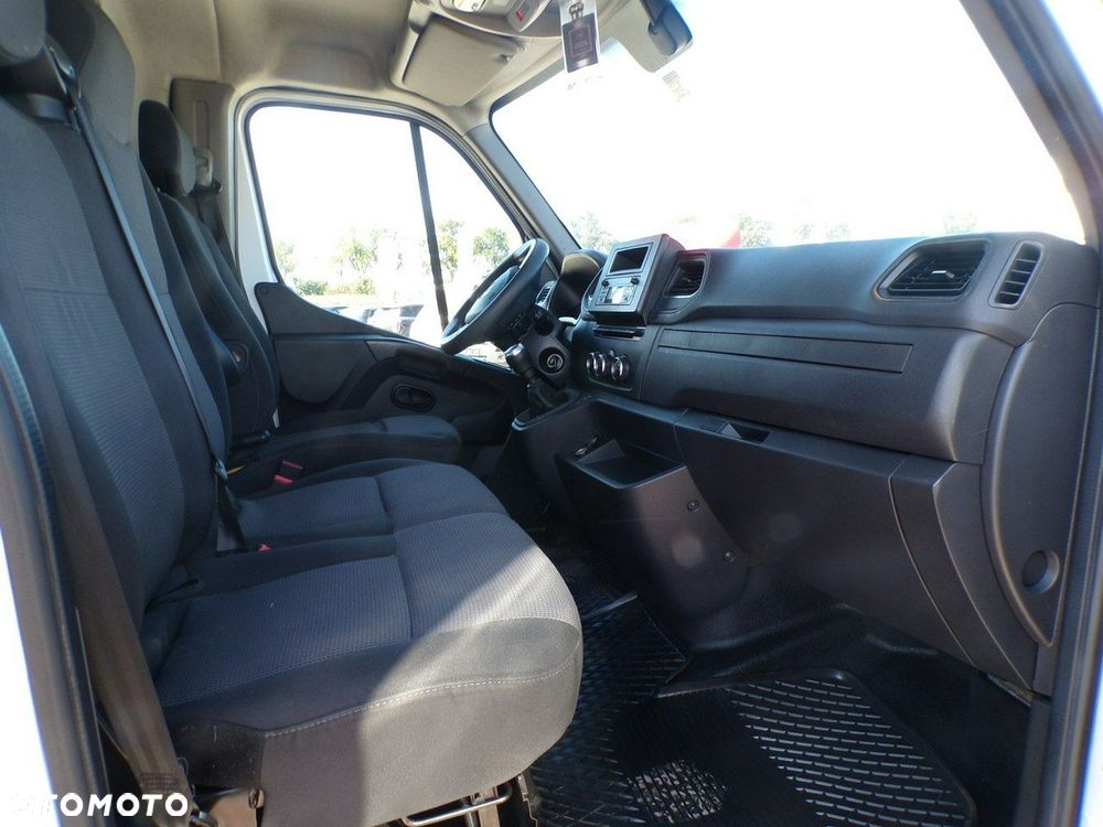 Renault Master - 3