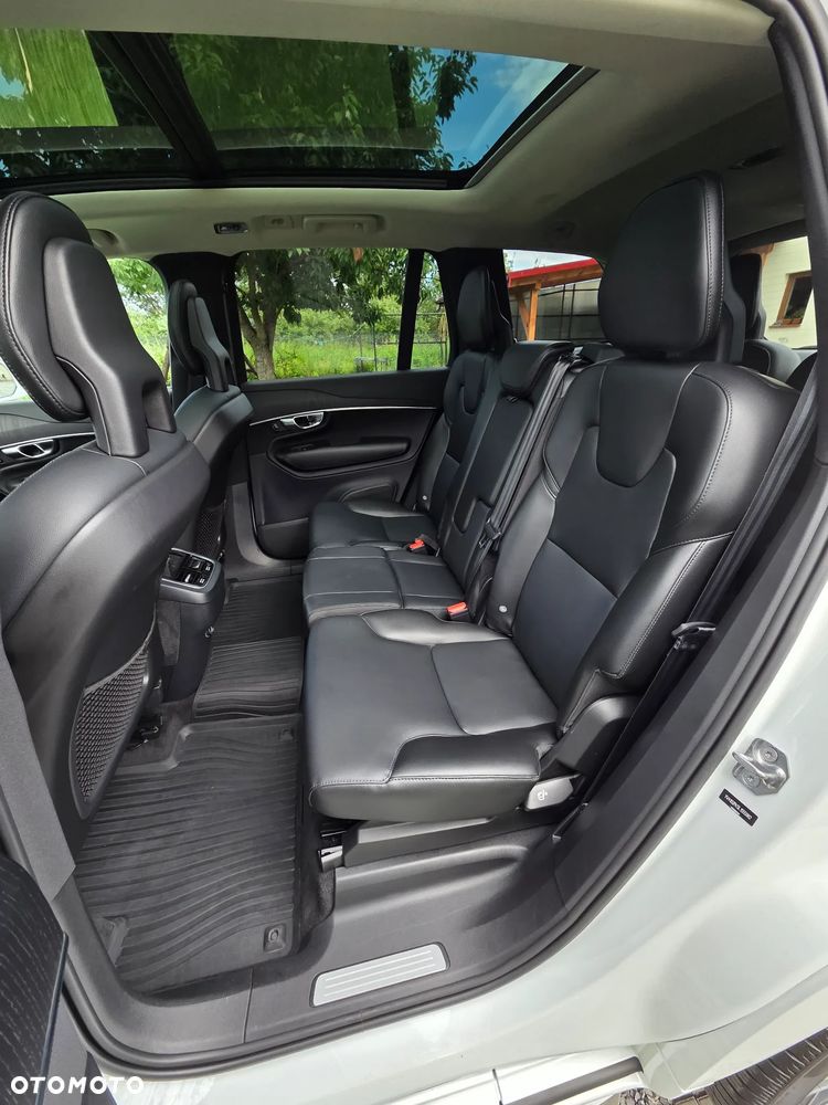 Volvo XC 90 T5 AWD Momentum 7os - 27
