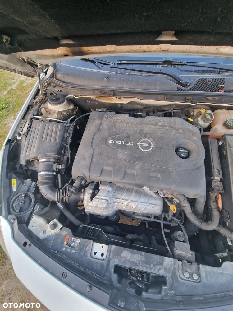 Opel Insignia - 26