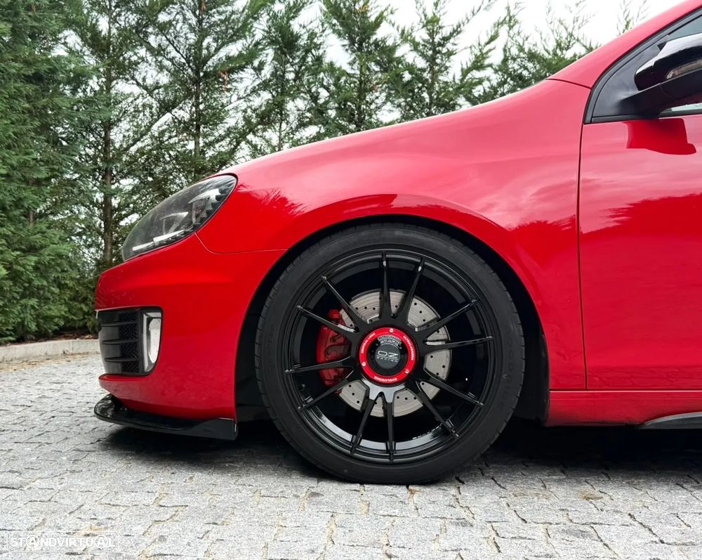VW Golf 2.0 GTI adidas - 6