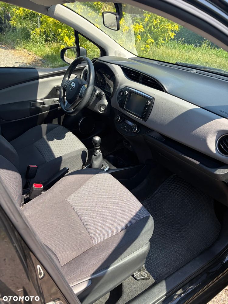 Toyota Yaris 1.33 Premium - 8
