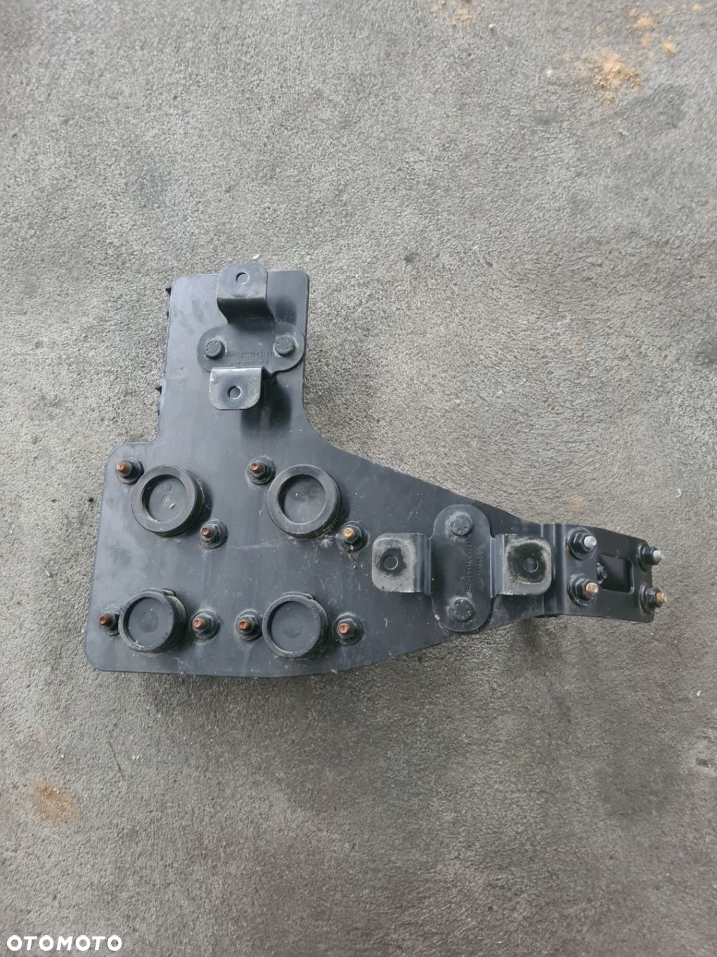 MOCOWANIE PRZEWODÓW LAMPY ROBOCZEJ UCHWYT WSPORNIK FORD F-MAX 500 TRUCKS - 2