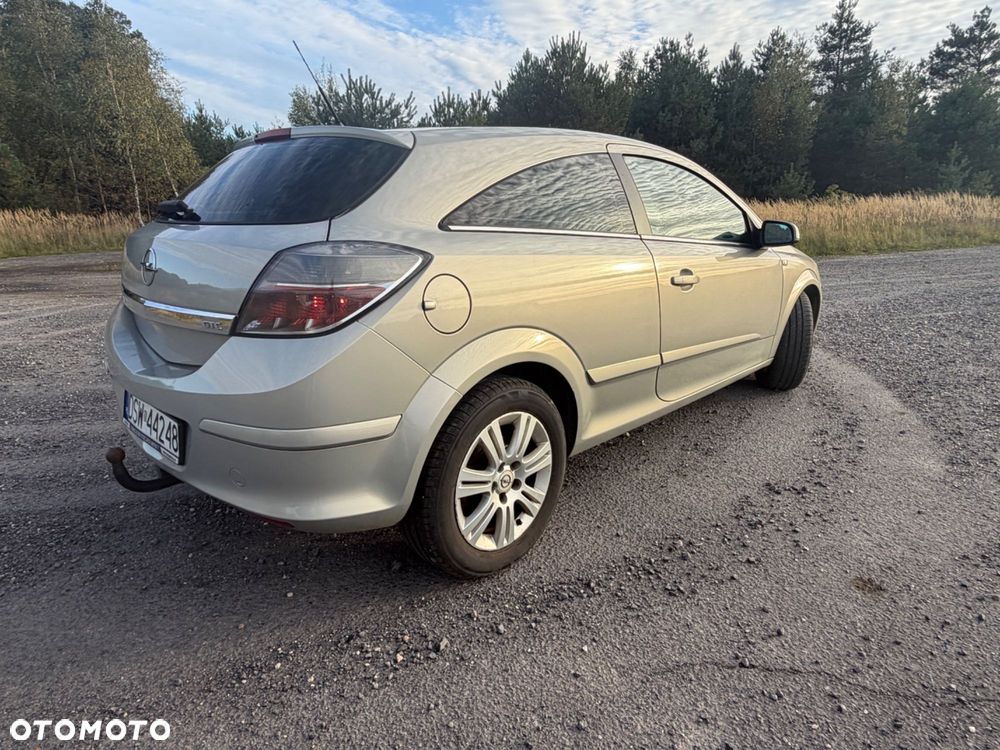 Opel Astra - 4