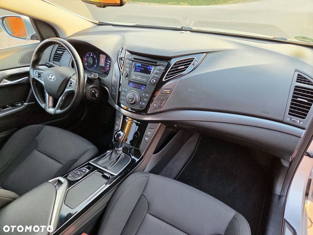 Hyundai i40 Kombi blue 1.7 CRDi DCT Premium - 38