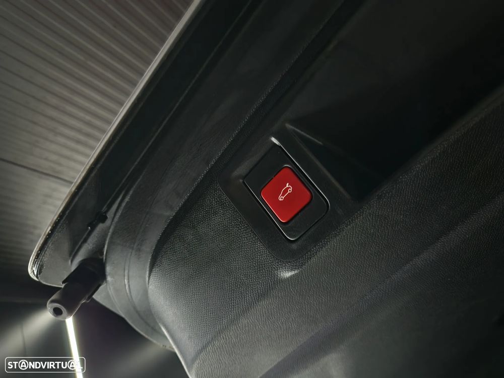 Opel Astra Sports Tourer 1.2 T GS Line - 23