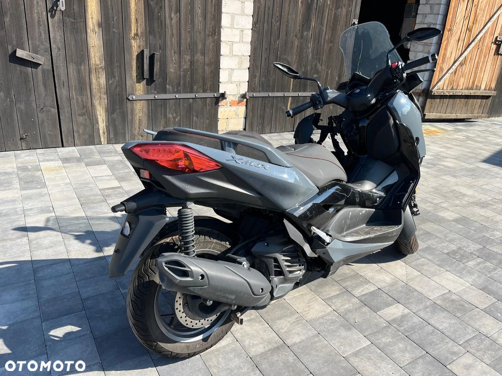 Yamaha X-max - 7