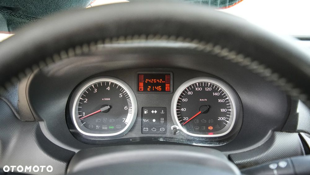 Dacia Duster dCi 110 FAP 4x4 Laureate - 18