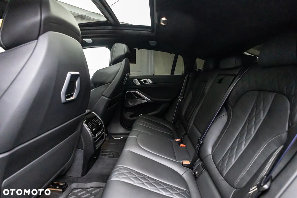 BMW X6 - 32