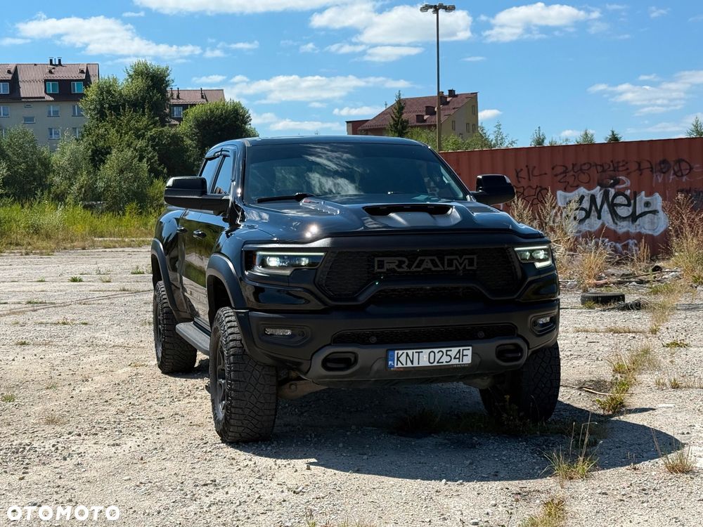 Dodge RAM TRX - 2