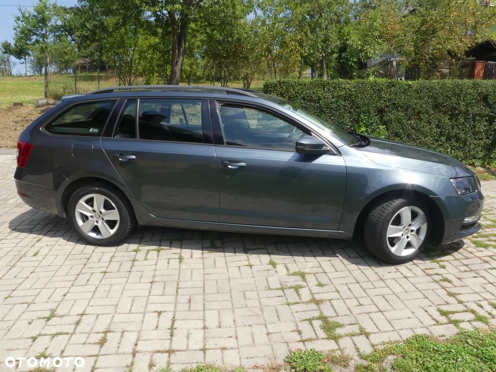 Skoda Octavia 1.6 TDI Ambition - 12