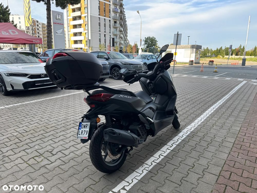 Yamaha X-max - 3