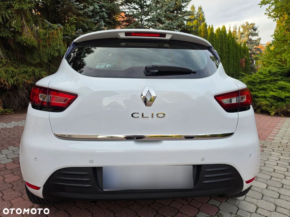 Renault Clio - 11