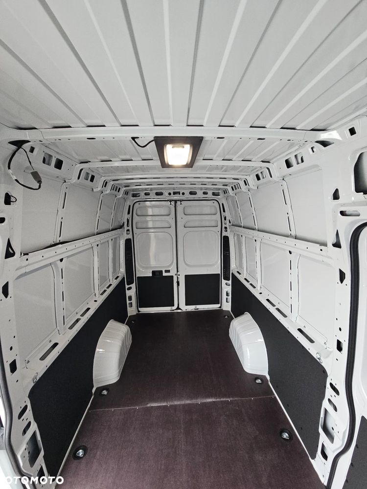 Toyota Proace MAX - 5