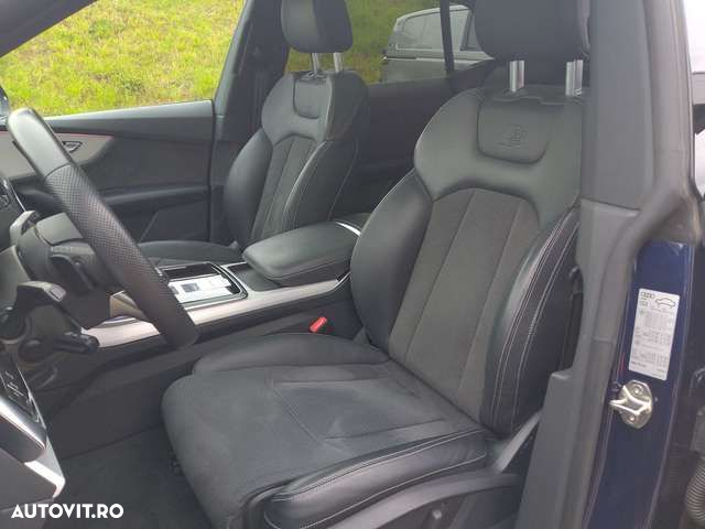 Audi Q8 - 11