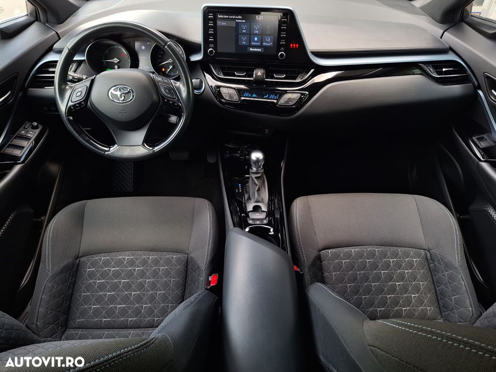 Toyota C-HR 2.0 HSD 184 CP 4x2 CVT Style - 17