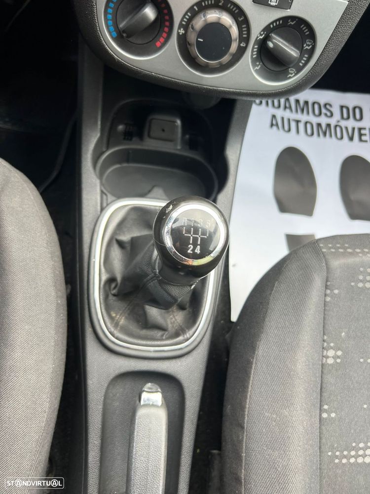 Opel Corsa 1.3 CDTi City - 30
