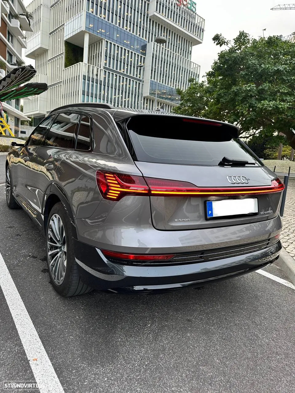 Audi e-tron 55 quattro S line - 5