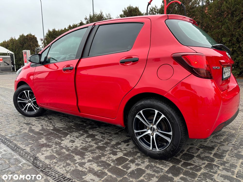 Toyota Yaris 1.0 VVT-i - 5