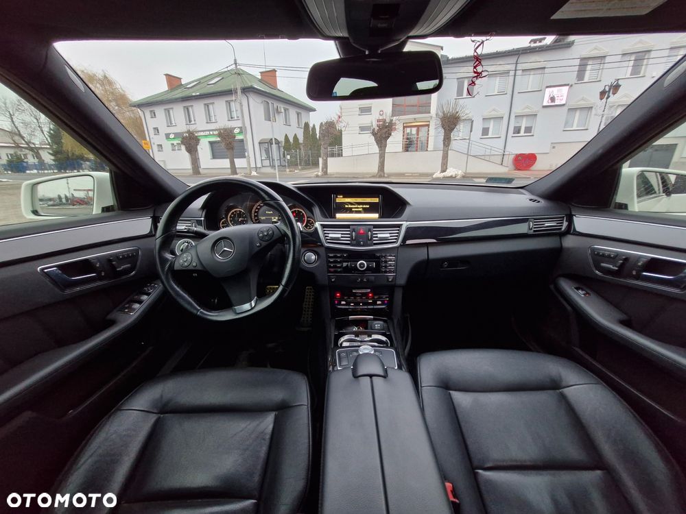 Mercedes-Benz Klasa E 350 CDI BlueEff Avantgarde - 18