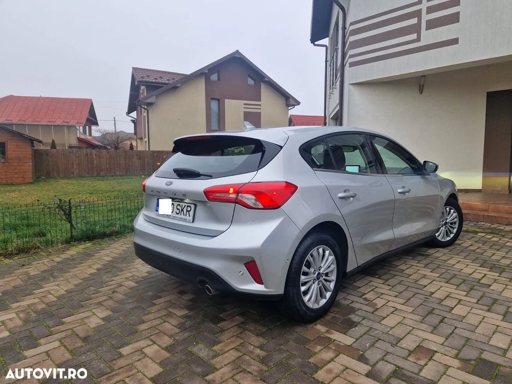 Ford Focus 1.0 EcoBoost Titanium - 3