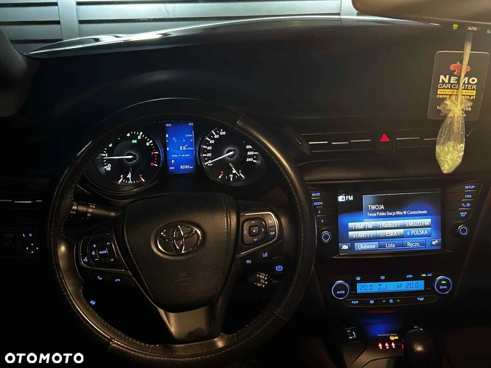 Toyota Avensis 2.0 Prestige MS - 10