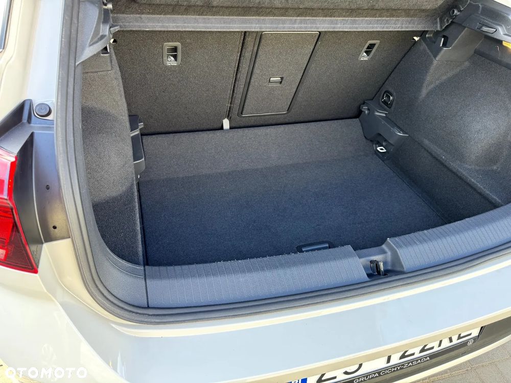 Volkswagen T-Roc 1.0 TSI Life - 21