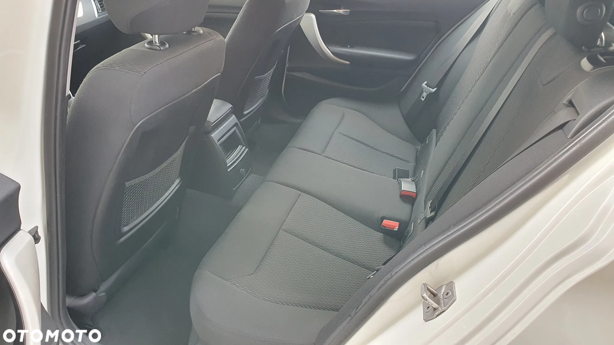 BMW Seria 1 118d - 19