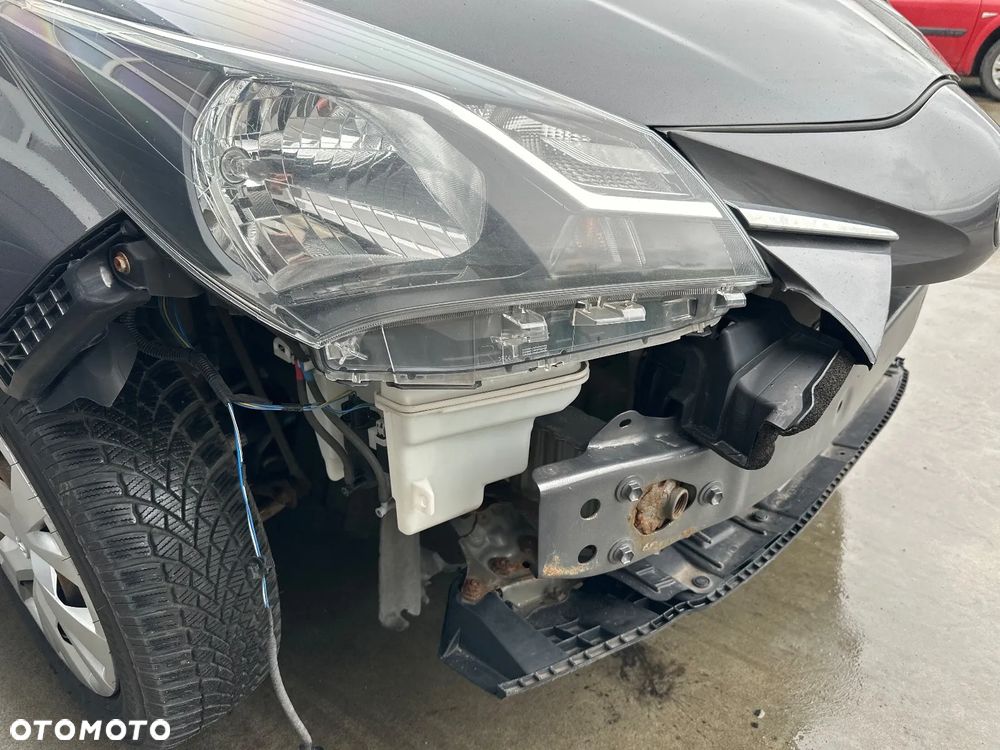 Toyota Yaris 1.5 Active - 17