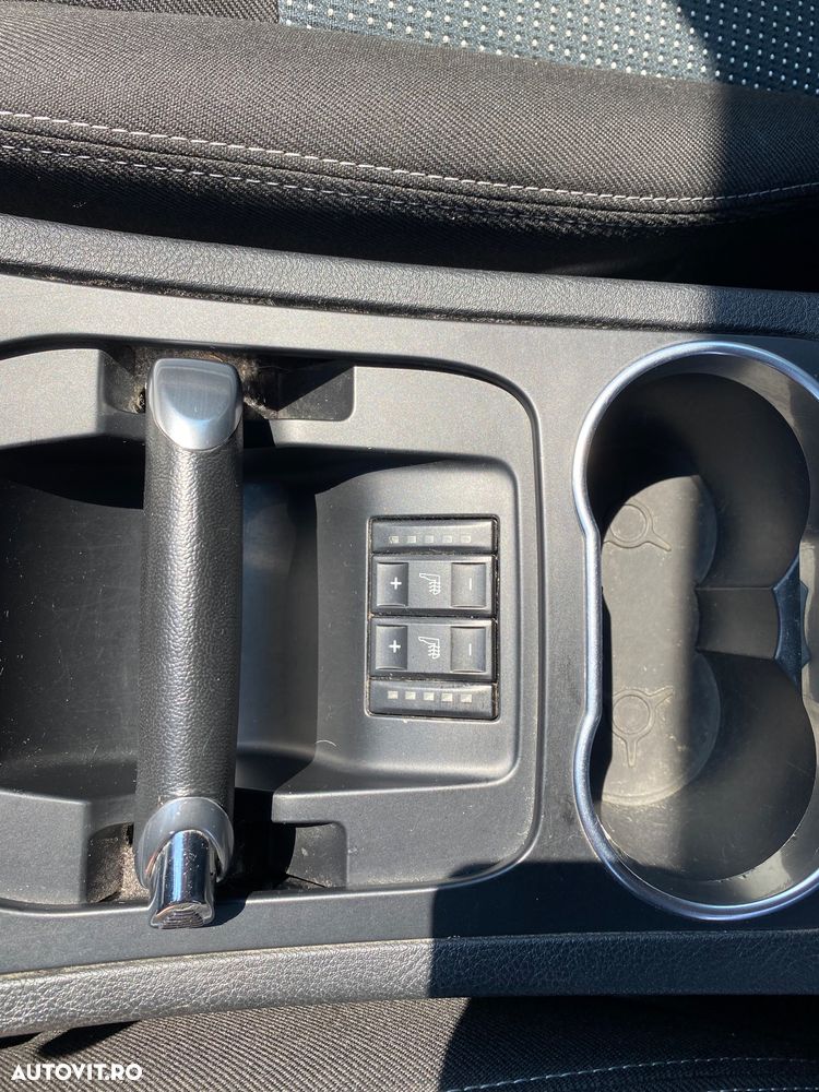 Ford Galaxy - 12