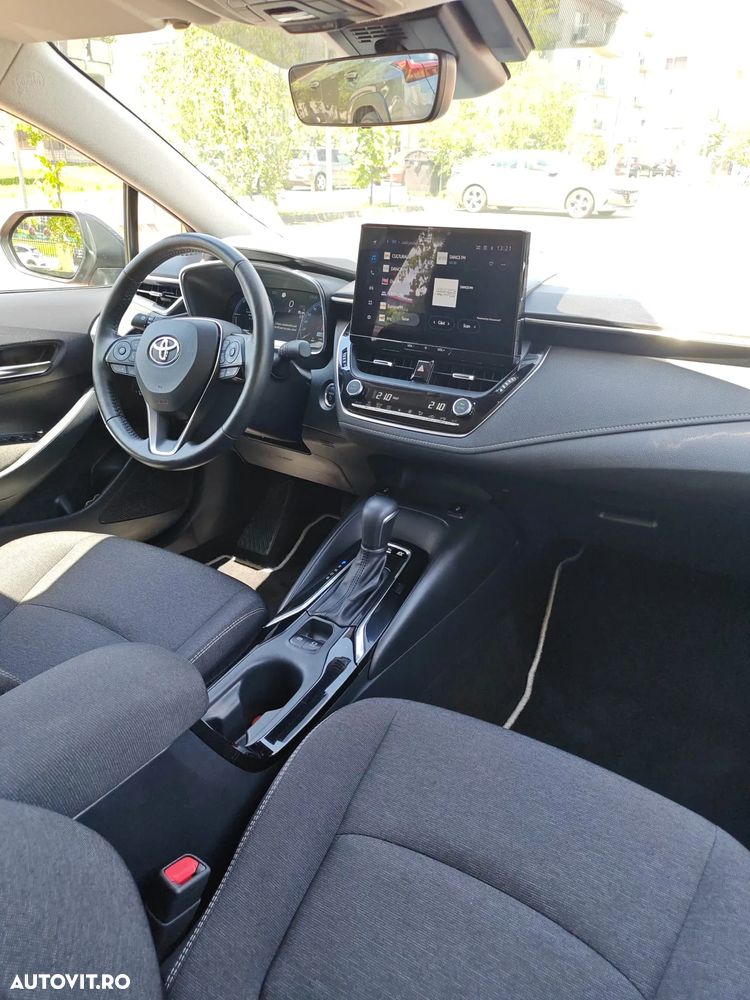 Toyota Corolla - 16
