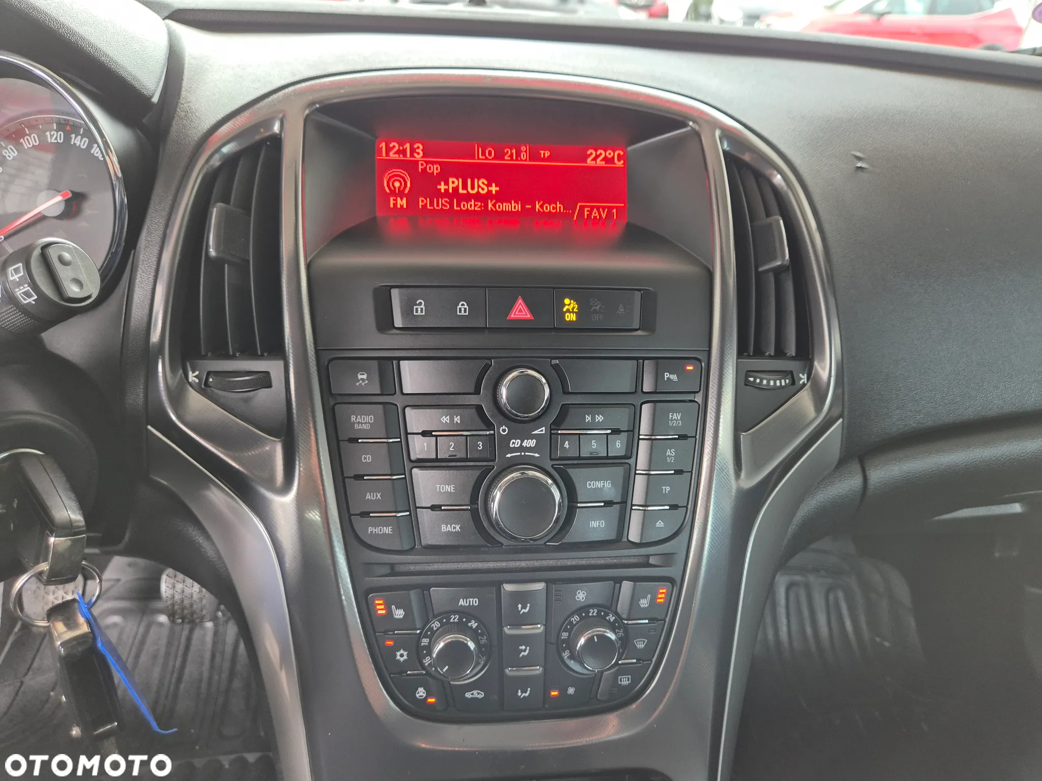 Opel Astra 1.6 Turbo Caravan Cosmo - 38