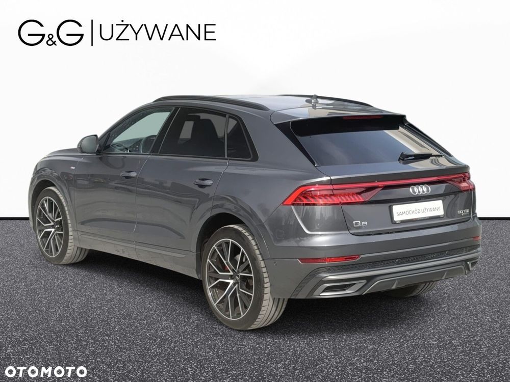 Audi Q8 - 7