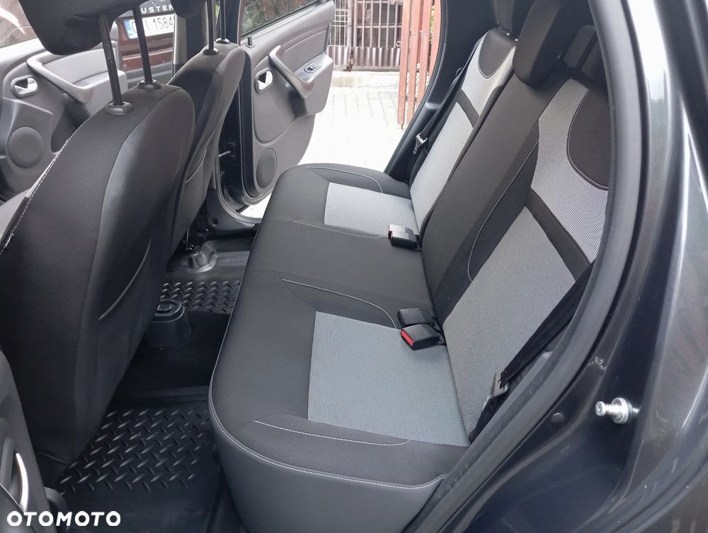 Dacia Duster 1.6 SCe Laureate S&S - 27