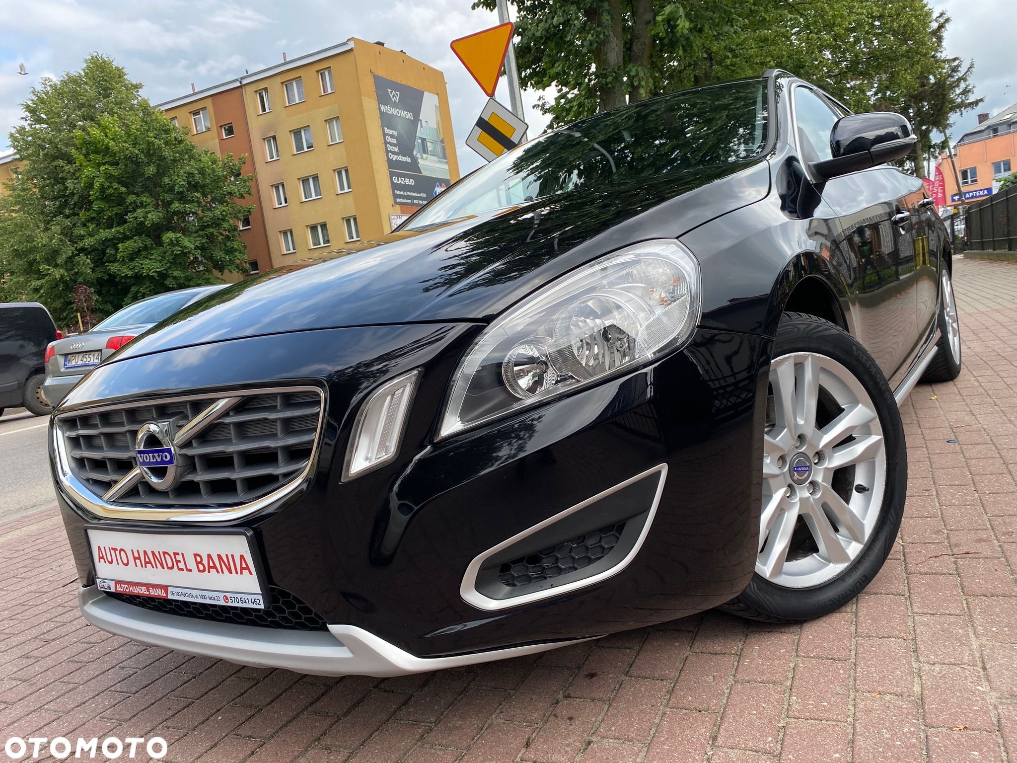Volvo V60 D2 Summum - 26
