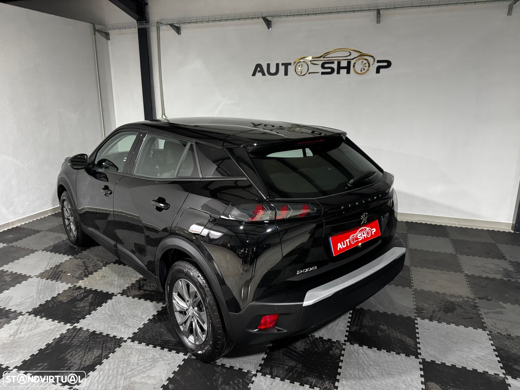 Peugeot 2008 1.5 BlueHDi Active - 11