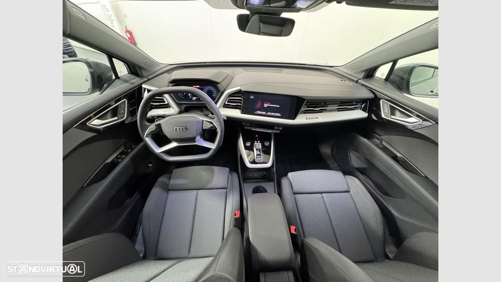 Audi Q4 e-tron 40 63 kWh SE Business - 19