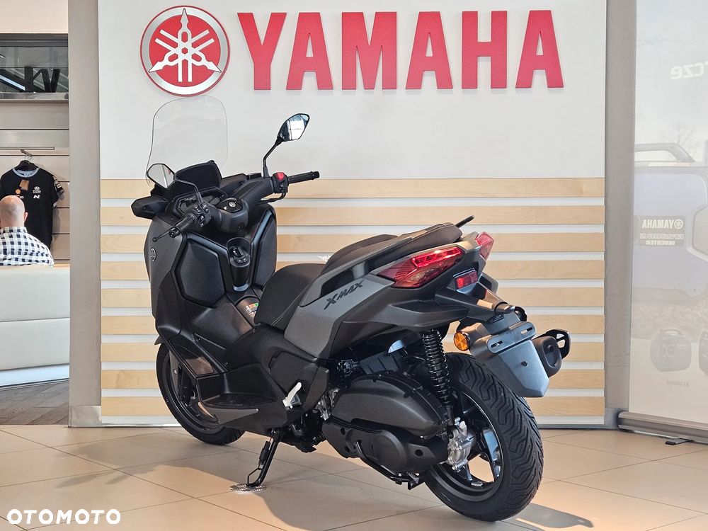 Yamaha X-max - 6