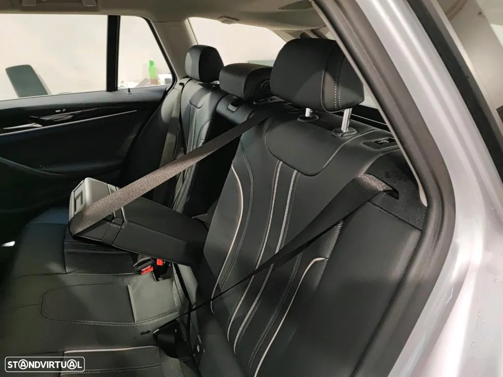 BMW 520 d Line Luxury Auto - 8
