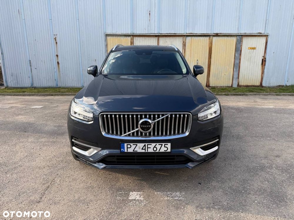 Volvo XC 90 - 1