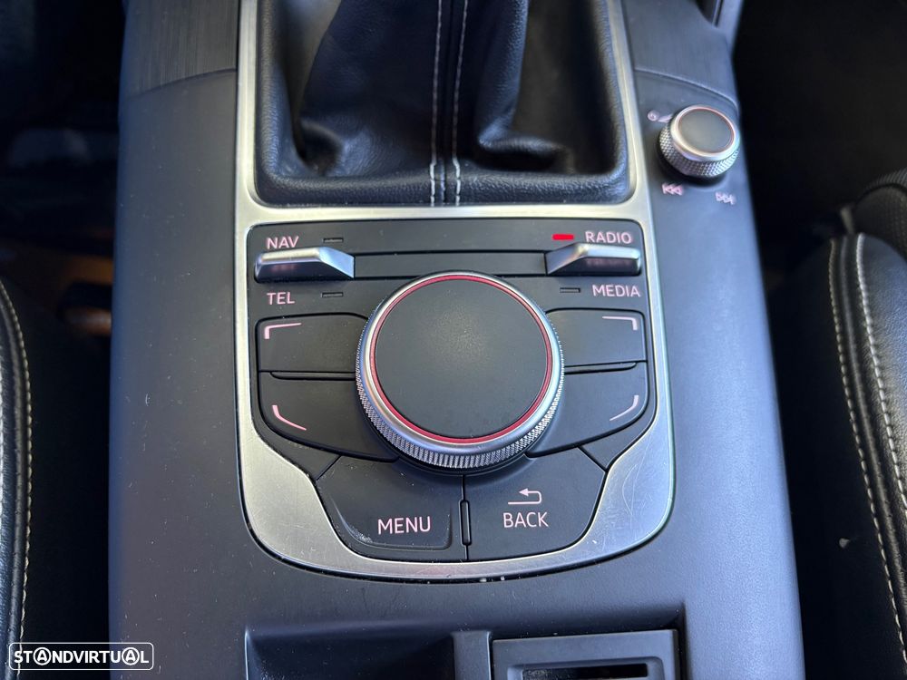 Audi A3 Limousine 2.0 TDI S line Sport Pack - 52