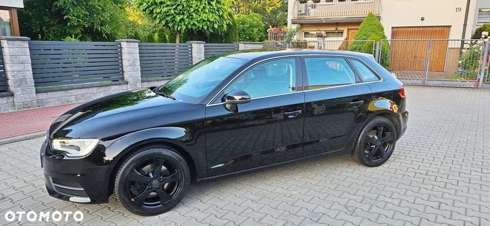 Audi A3 Sportback 1.4 TFSI Attraction - 3