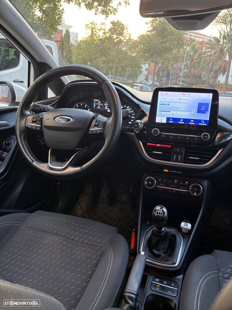 Ford Fiesta 1.0 EcoBoost S&S Titanium - 18