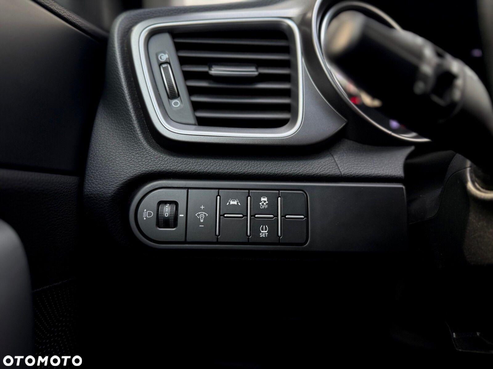 Kia XCeed 1.4 T-GDI M - 20