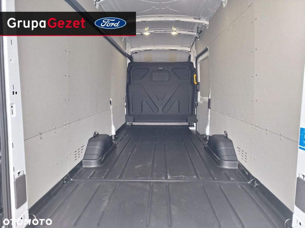Ford Transit - 15