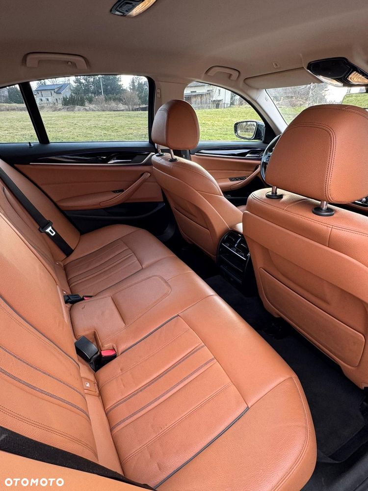 BMW Seria 5 - 28