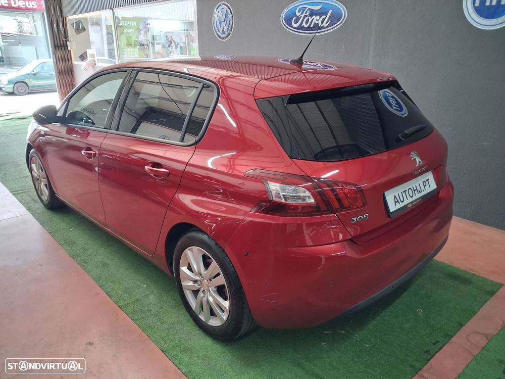 Peugeot 308 - 6