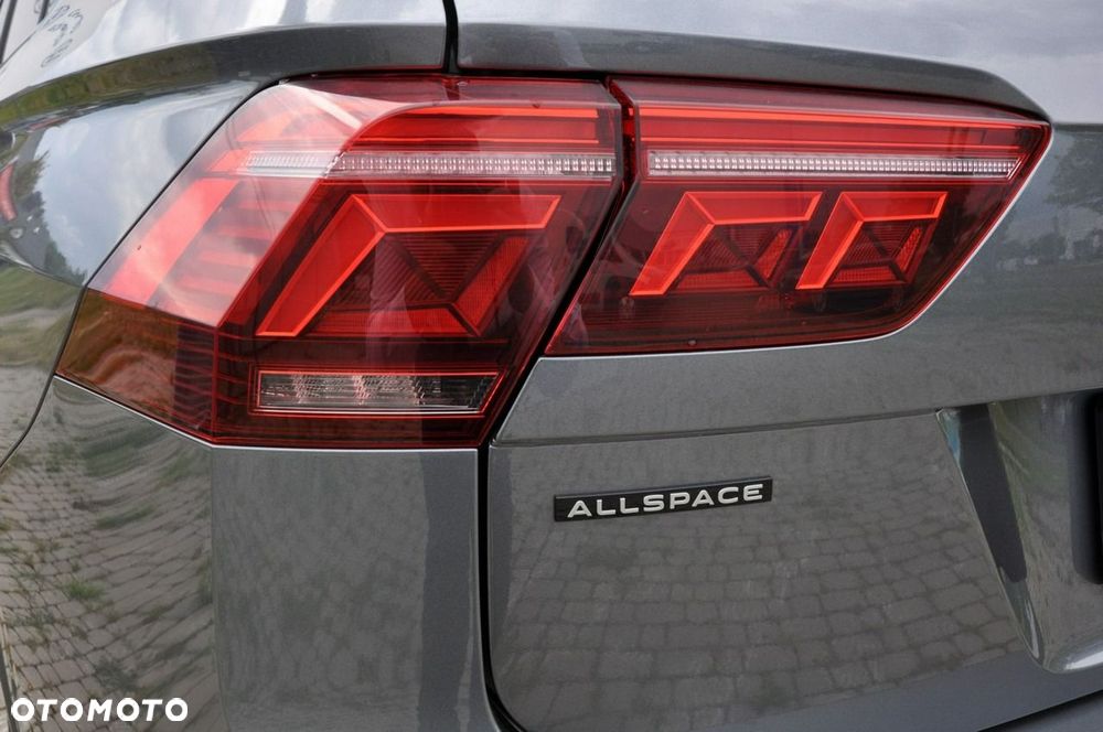 Volkswagen Tiguan Allspace 2.0 TSI 4Mot Life DSG 7os - 31