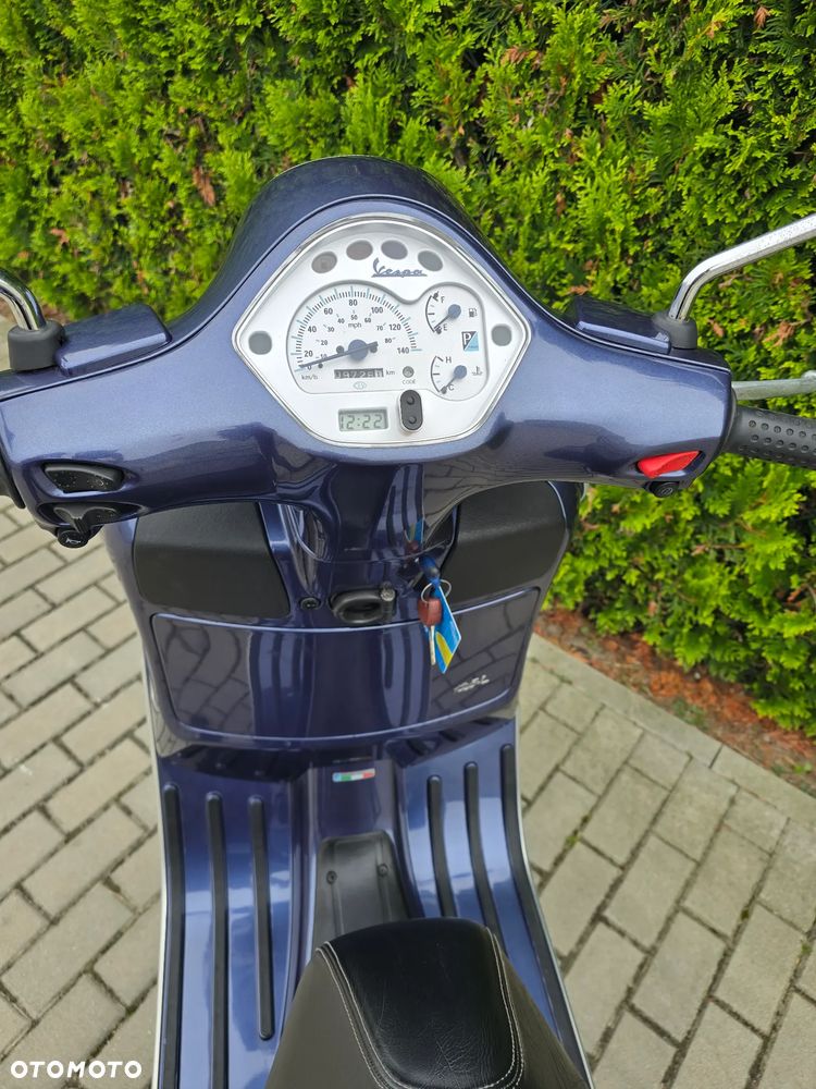 Piaggio Vespa - 6